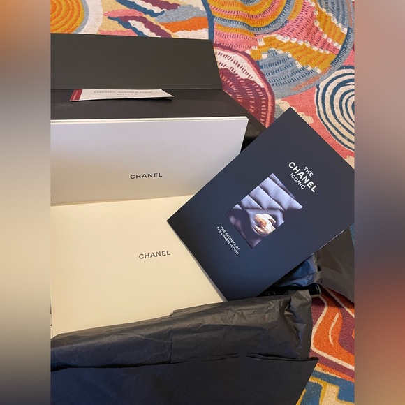 SOLD- 💕Chanel medium double flap caviar leather💕 - Picture 9 of 16